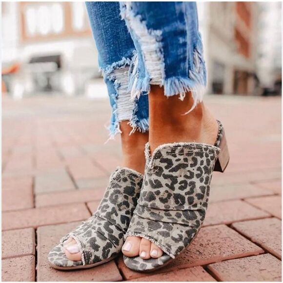 Jolimall Gray Black Leopard Print Ruched Fabric Open Toe Slip On Mule Sandals - Picture 1 of 15